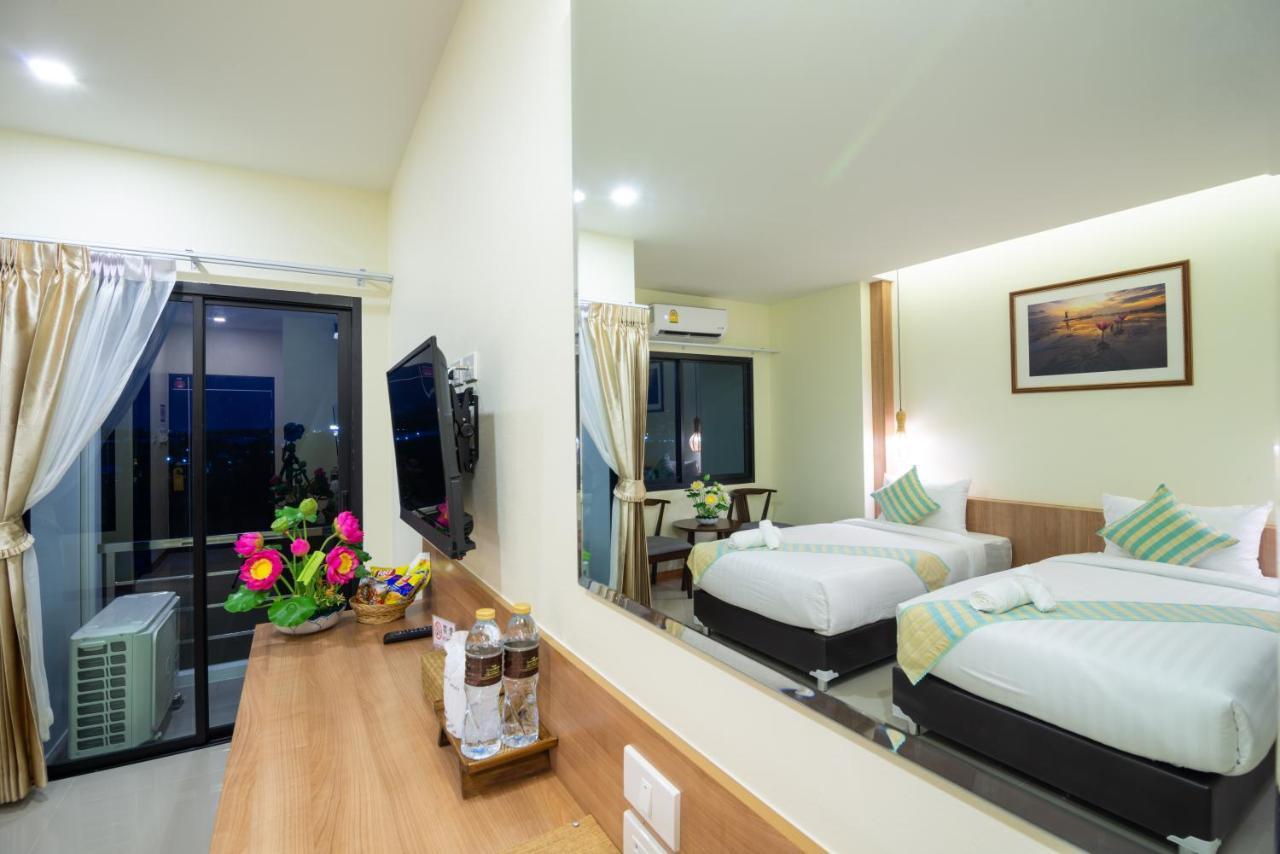 Pura Nakhon Hotel Nakhon Si Thammarat Exterior foto