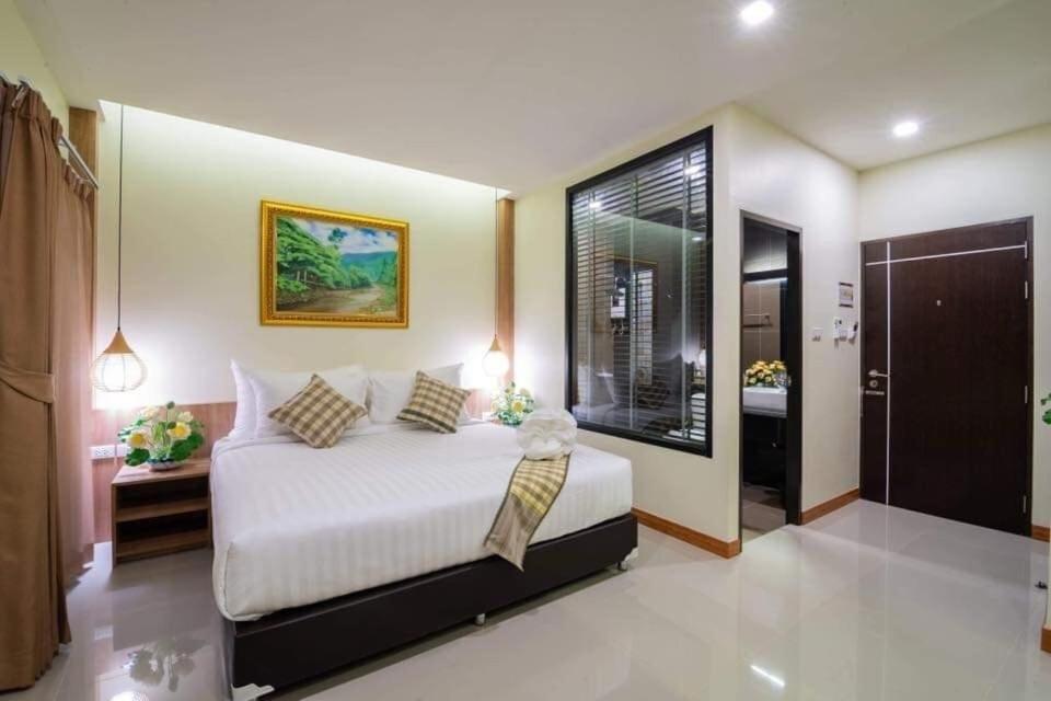 Pura Nakhon Hotel Nakhon Si Thammarat Exterior foto