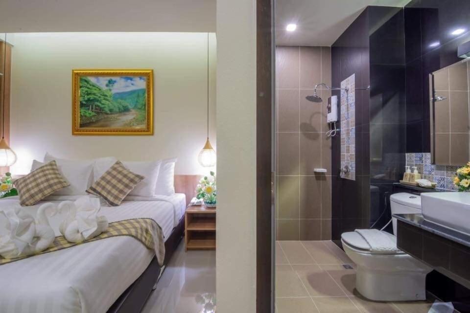 Pura Nakhon Hotel Nakhon Si Thammarat Exterior foto