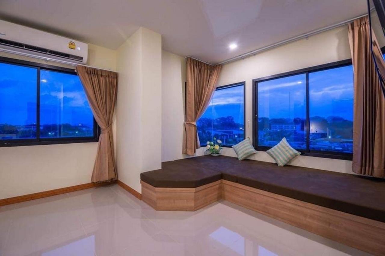 Pura Nakhon Hotel Nakhon Si Thammarat Exterior foto